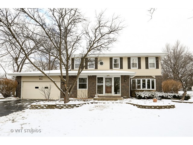 711 Elm Ct, Itasca, IL 60143 photo 1