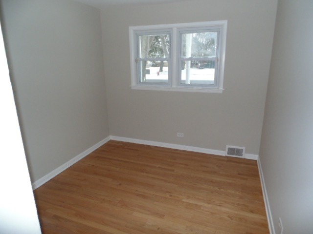 423 Mors Ave, Wheeling, IL 60090 photo 9