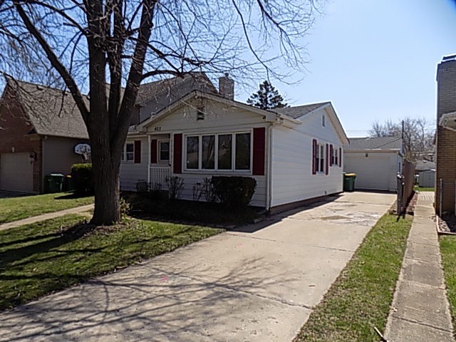 423 Mors Ave, Wheeling, IL 60090 photo 3