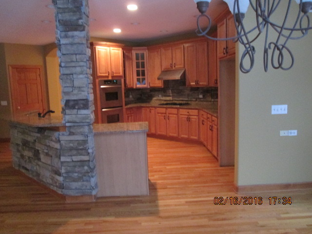 1015 Riverstone Dr, Aurora, IL 60502 photo 9