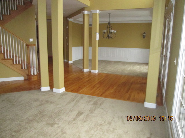 1015 Riverstone Dr, Aurora, IL 60502 photo 6