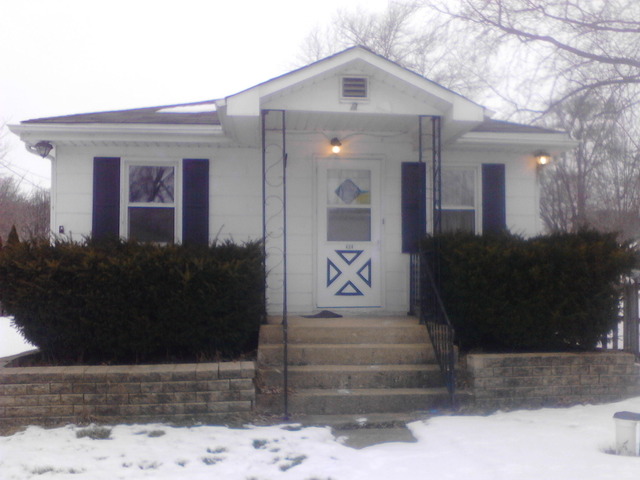 424 W Riverside Dr, Mchenry, IL 60051 photo 1