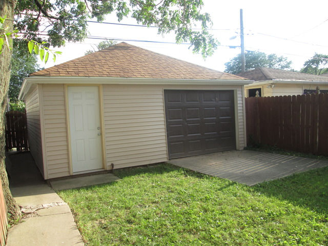 3607 W 60th St, Chicago, IL 60629 photo 24