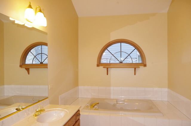 5540 Amanda Ct, Rolling Meadows, IL 60008 photo 10