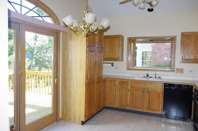 5540 Amanda Ct, Rolling Meadows, IL 60008 photo 9