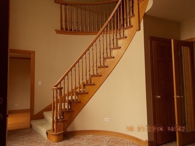 9307 W Golfview Dr, Frankfort, IL 60423 photo 2