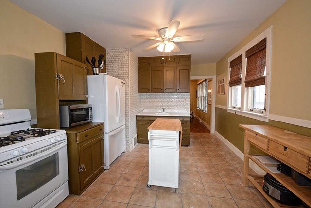 2235 W 113th St, Chicago, IL 60643 photo 4
