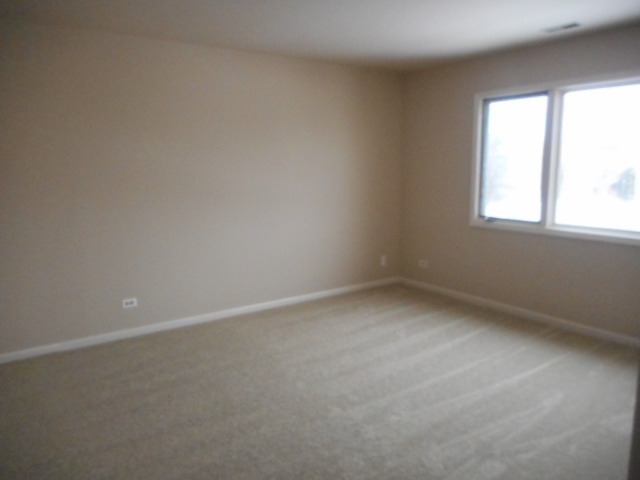 630 Greenview Ln, Wheeling, IL 60090 photo 20