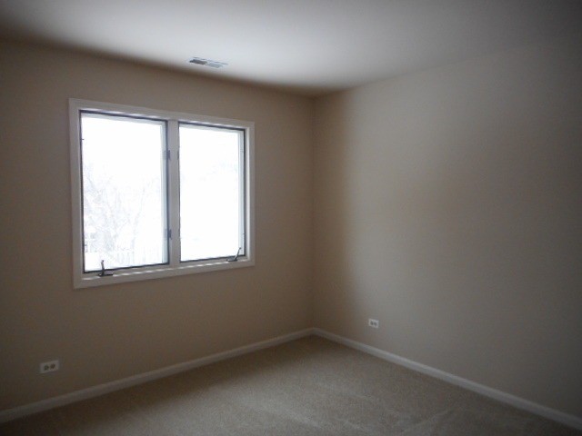630 Greenview Ln, Wheeling, IL 60090 photo 22