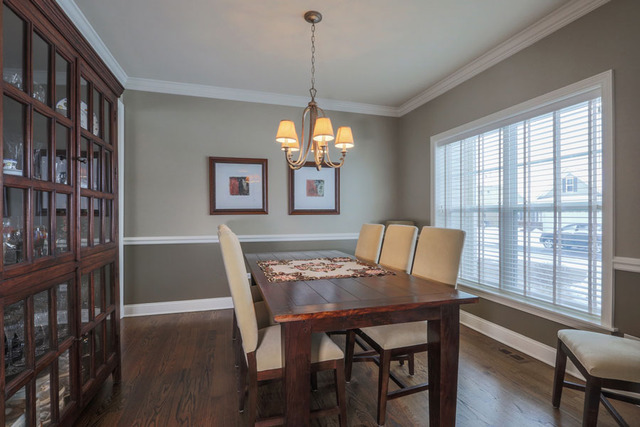 2051 Windham Cir, Wheaton, IL 60187 photo 4