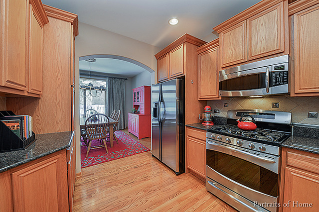 663 E Nerge Rd, Roselle, IL 60172 photo 5
