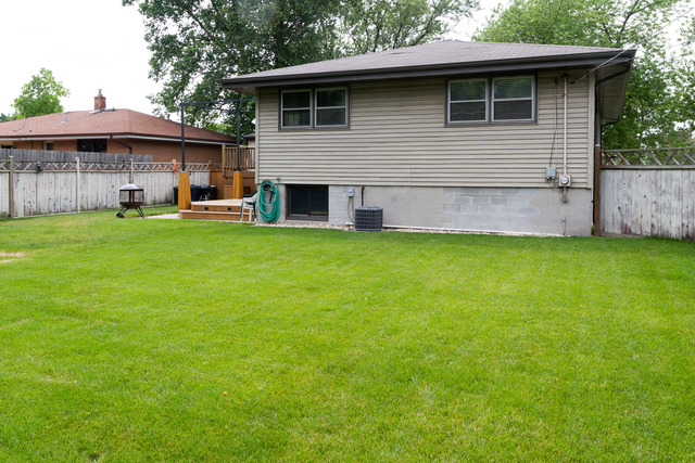 18351 Bock Rd, Lansing, IL 60438 photo 5