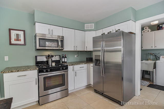 1202 Campbell Ave, Wheaton, IL 60189 photo 7