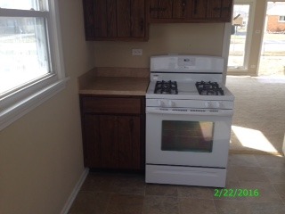 21 S Warrington Rd, Des Plaines, IL 60016 photo 7