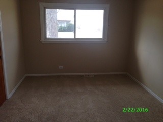 21 S Warrington Rd, Des Plaines, IL 60016 photo 5