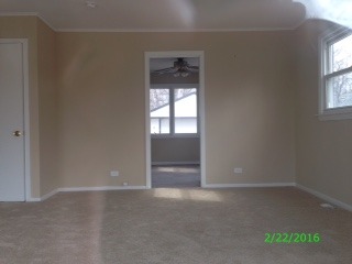 21 S Warrington Rd, Des Plaines, IL 60016 photo 3