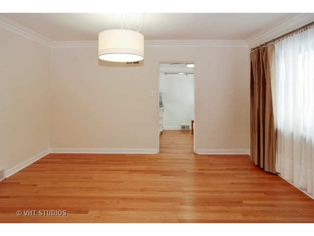 229 Blackhawk Rd, Riverside, IL 60546 photo 9
