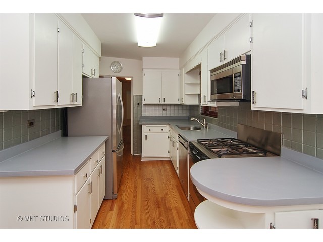 229 Blackhawk Rd, Riverside, IL 60546 photo 6