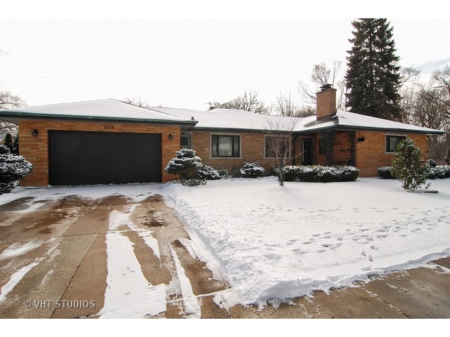 229 Blackhawk Rd, Riverside, IL 60546 photo 19