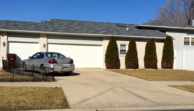 17621 Central Park Ave, Hazel Crest, IL 60429 photo 2