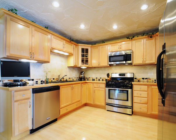 370 Newark Ln, Hoffman Estates, IL 60169 photo 4