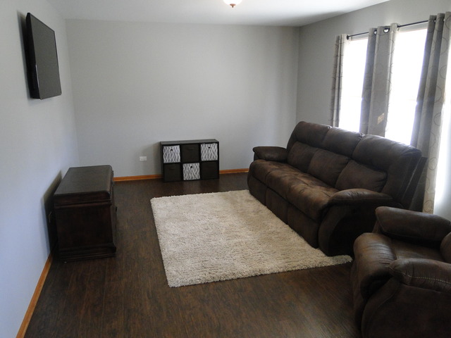 1707 Kenicott Ln, Plainfield, IL 60586 photo 5