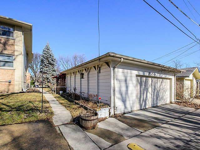 3250 Central St, Evanston, IL 60201 photo 18