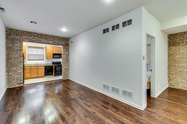 2702 N Artesian Ave, Chicago, IL 60647 photo 16