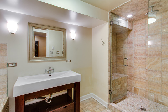 2702 N Artesian Ave, Chicago, IL 60647 photo 15