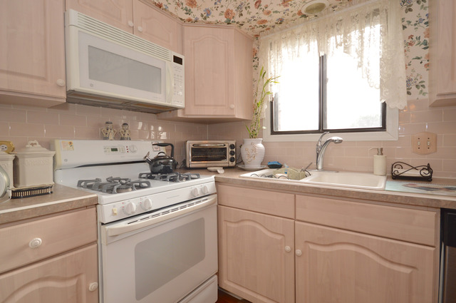1005 Harbour Dr #1A, Wheeling, IL 60090 photo 8