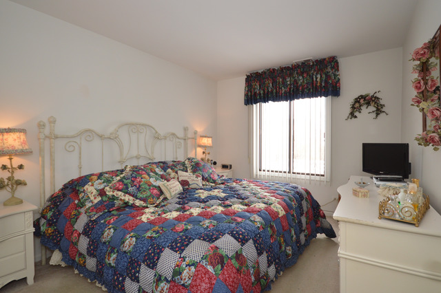 1005 Harbour Dr #1A, Wheeling, IL 60090 photo 13