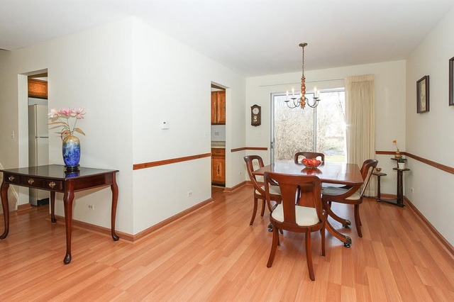 4140 N Parkside Dr, Hoffman Estates, IL 60192 photo 5
