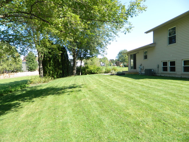 4140 N Parkside Dr, Hoffman Estates, IL 60192 photo 18