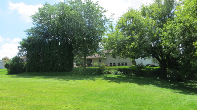 4140 N Parkside Dr, Hoffman Estates, IL 60192 photo 17