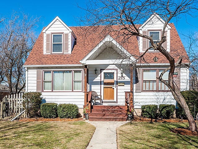 215 E Cayuga Ave, Elmhurst, IL 60126 photo 1