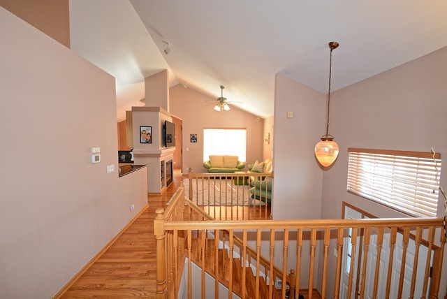 1671 Charles Dr, Wheeling, IL 60090 photo 4
