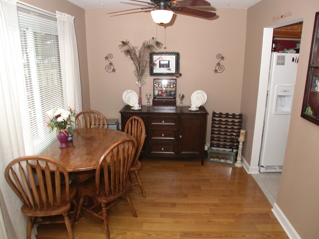 1838 Williamsburg Dr, Hoffman Estates, IL 60169 photo 5