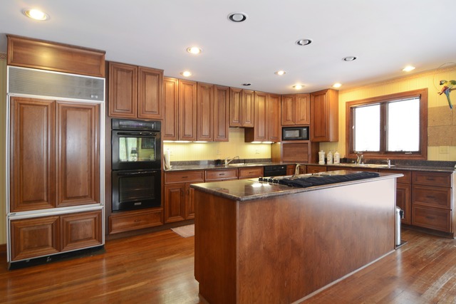 33 W622 White Thorne Rd, Wayne, IL 60184 photo 4