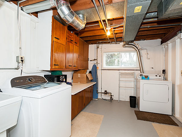 555 Bode Rd, Hoffman Estates, IL 60169 photo 19
