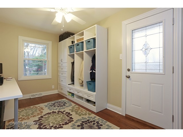 297 Des Plaines Ave, Riverside, IL 60546 photo 9