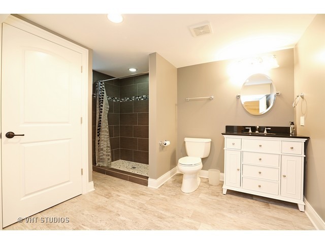 297 Des Plaines Ave, Riverside, IL 60546 photo 12