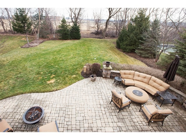386 Sterling Cir, Cary, IL 60013 photo 24