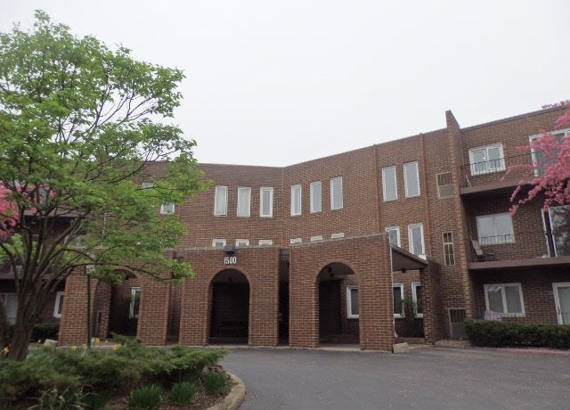 1500 Sandstone Dr #101, Wheeling, IL 60090 photo 1
