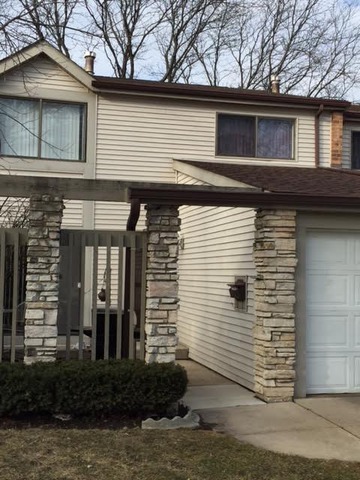 212 W Coventry Pl, Mount Prospect, IL 60056 photo 2