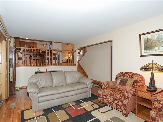 616 Winchester Ct, Bartlett, IL 60103 photo 14