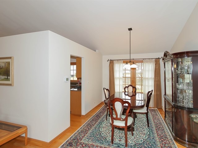 616 Winchester Ct, Bartlett, IL 60103 photo 6