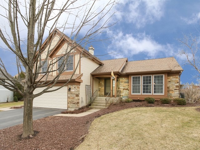 616 Winchester Ct, Bartlett, IL 60103 photo 1