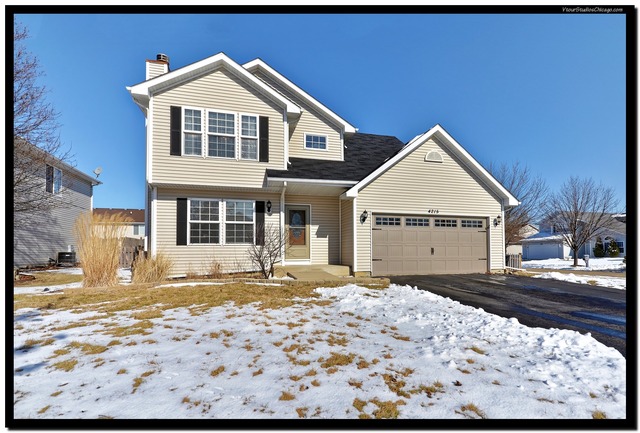 4215 Anthony Ln, Plainfield, IL 60586 photo 2