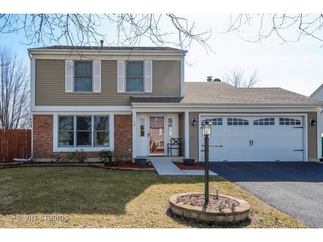 19 Hunter Dr, Montgomery, IL 60538 photo 1