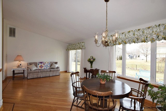 755 Fox Run Ln, Algonquin, IL 60102 photo 7